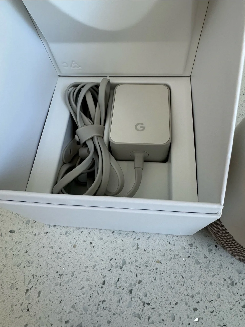 Google Home Voice-Activated Smart Speaker – White – Google Assistant EUC